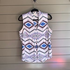 Antilia Femme Aztec Print Sleeveless Shirt. M.